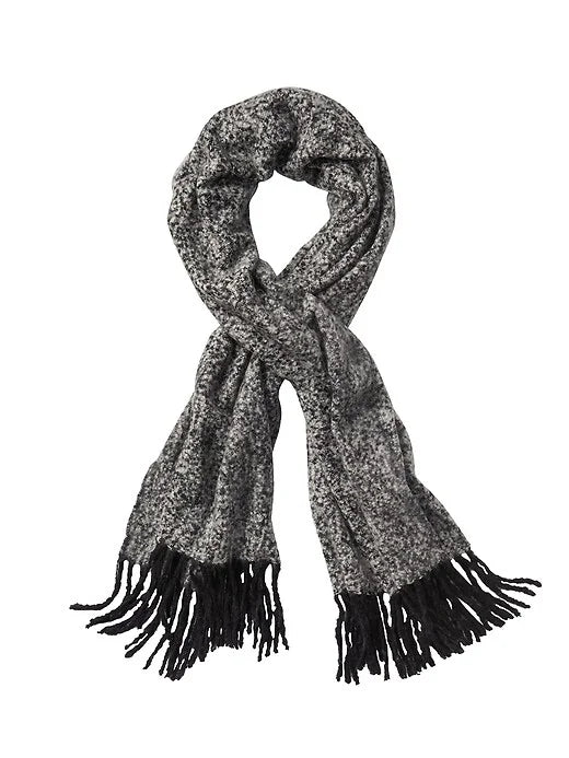 Boucle Scarf