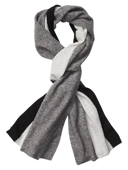 Border Stripe Boucle Scarf
