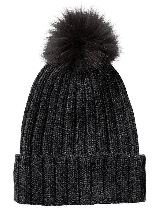 Ribbed Beanie with Pom
